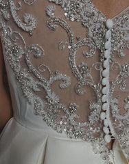 Aimishang Elegant Noble A-line V-Neck Chapel Train Satin Wedding Dress With Beading