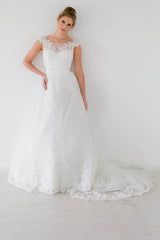 Ball-Gown Bateau Neckline Court Train Lace Wedding Dress With Beading