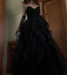 Vintage Ball Gown Strapless Sleeveless Long Tulle Black Prom Dress P1200