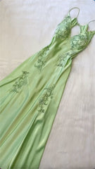 Beautiful A Line Spaghetti Straps Green Long Prom Dresses Backless Satin Evening Gowns P2314