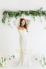 Sweetheart Sweep Train Lace Wedding Dress with Sleeves