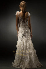 Trumpet/Mermaid Scoop Neck Wedding Dress with Appliques Lace