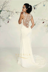 Trumpet/Mermaid Scoop Neck Sweep Train Wedding Dress