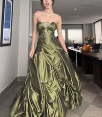 Retro Ball Gown Strapless Green Ruffles Satin Long Party Dress Prom Dresses SD1388