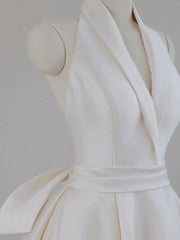 Unique Ball Gown Halter Neckline Satin Pleats White Wedding Dresses SD2113