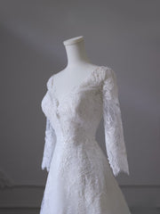 Timeless A line V Neckline Tulle White Lace Long Wedding Dress Bridal Dresses SD2503