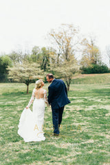 Sleek Trumpet/Mermaid Long Sleeves Lace Wedding Dresses