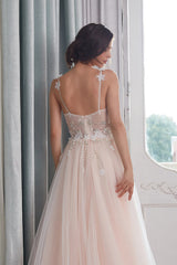 Tulle A-Line/Princess Appliques Lace  wedding dresses
