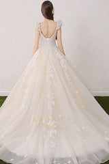 V-Neck Applique Lace Flowers Champagne Tulle Princess Wedding Dresses