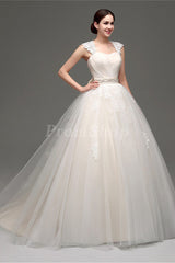 Ball-Gown/Princess Scoop Neck Floor Length Chiffon Wedding Dress With Beading Sequins