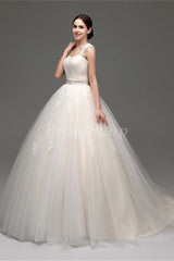 Ball-Gown/Princess Scoop Neck Floor Length Chiffon Wedding Dress With Beading Sequins