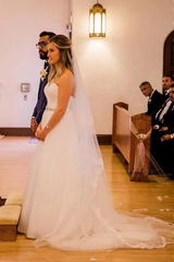 Aimishang Elegant A-Line Strapless Sweetheart White Wedding Dresses with Rhinestone Sash