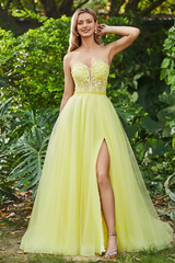 Aimishang Elegant Prom Dresses Strapless Corset Top Beaded Applique Slit Tulle Dress