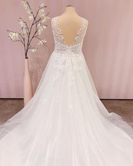 A-Line Backless Wedding Dress with Appliques Lace - Simple V-Neck Design