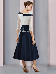 A-Line Mother of the Bride Dress Formal Church Elegant Square Neck  Satin Lace Sleeve with Pleats Crystal Brooch