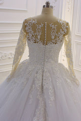 Amazing Bateau Long Sleeves Lace Wedding Dress with Pearl Appliques