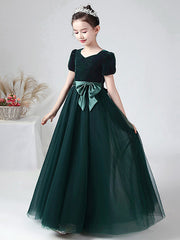 Ball Gown Short Sleeve Bateau Neck Flower Girl Dress with Tulle and Velvet Bow