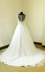 Cap Sleeve A-Line Lace Appliques Beading Zipper Tulle Wedding Dress