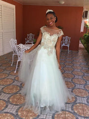 Bateau Sleeveless Floor-Length A-line With Applique Tulle Dresses