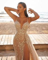 Beautiful Long Mermaid Spaghetti Straps V-neck Tulle Lace Appliques Prom Dresses