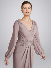 A-Line Mother of the Bride Dress Plus Size Elegant V Neck Floor Length Chiffon Long Sleeve