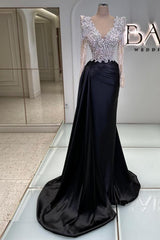 Black Long Sleeves Mermaid V-Neck Sequined Satin Prom Dresses with Beads