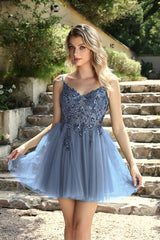 Chic A-Line Tulle Short Party Dresses with Straps V-neck Beadings Formal Dress