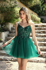Chic A-Line Tulle Short Party Dresses with Straps V-neck Beadings Formal Dress