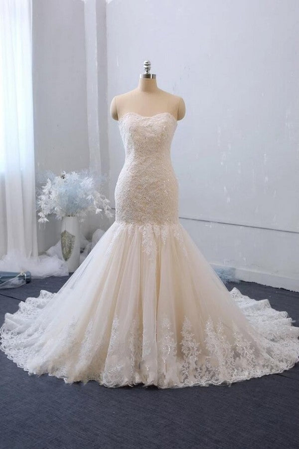 Classic Sweetheart Backless Tulle Long Mermaid Wedding Dress with Lace Appliques