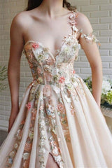 Classy One Shoulder Prom Dress in Tulle with Flowers Split
