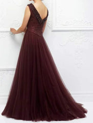 Aimishang A-Line Mother of the Bride Dress Elegant Jewel Neck Floor Length Lace Sleeveless with Pleats