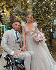 Elegant A-line V-neck Sleeveless Tulle Lace Wedding Dress with Feathers