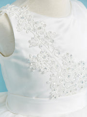 Elegant Ball Gown Crew Neck Floor Length Lace Tulle Flower Girl Dress With Sash Ribbon Pleats Beading