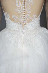 Elegant Long Sleeve Ball Gown Wedding Dress with Lace Appliques