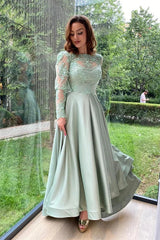 Elegant Long Sleeves Split Long Evening Dress With Lace Appliques