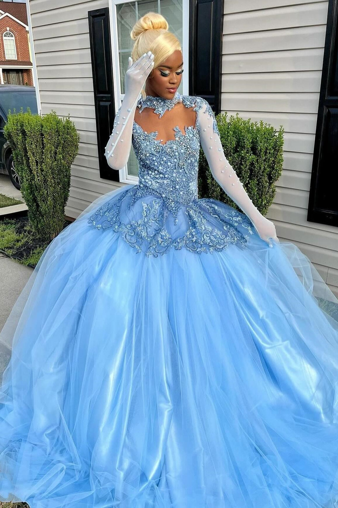 Elegant Sky Blue High Neck Long Sleeves Tulle Prom Dress with Pearls