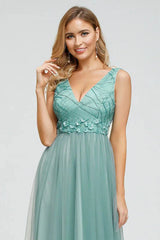 Elegant V-Neck Sleeveless Long Evening Gowns Tulle With Appliques