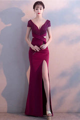 Fabulous Short Sleeves Beads Evening Dress Mermaid V-Neck With Slit