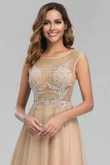 Gorgeous Tulle Prom Dresses Scoop Long Evening Gowns With Crystals