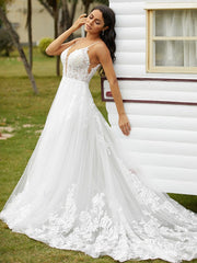 Aimishang  A-Line/Princess Tulle Applique V-neck Sleeveless Court Train Wedding Dresses