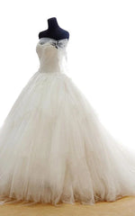 Lace Off the Shoulder Half Sleeve Princess Style Bridal Ball Gown with Lace Up Back