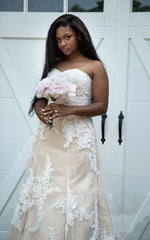 Lace Satin Strapless Sleeveless Wedding Dress With Sweep Train