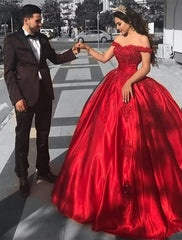 Ball Gown Luxurious Sexy Quinceanera Formal Evening Valentine's Day Dress Off Shoulder Short Sleeve Chapel Train Lace with Appliques