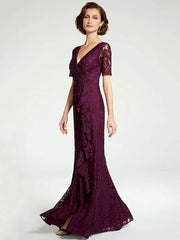 Sheath / Column Mother of the Bride Dress V Neck Floor Length Lace Short Sleeve with Lace Beading