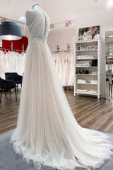 Modest Long A-line Halter Backless Wedding Dress With Tulle Lace