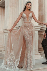 New Arrival Mermaid Wedding Dress with Appliques Ruffles and Spaghetti-Straps