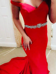 Off-The-Shoulder Sleeveless Red Prom Dresses With Beading