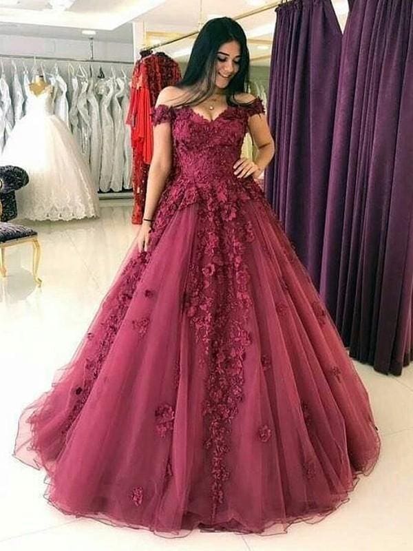 Off-the-Shoulder Sweep/Brush Train With Applique Tulle Prom Dresses