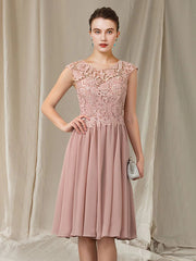 A-Line Mother of the Bride Dress Elegant Jewel Neck Knee Length Chiffon Lace Sleeveless with Pleats
