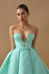 On Sale - Modern Mint Green V-Neck Sleeveless Short Prom Dress Ball Gown